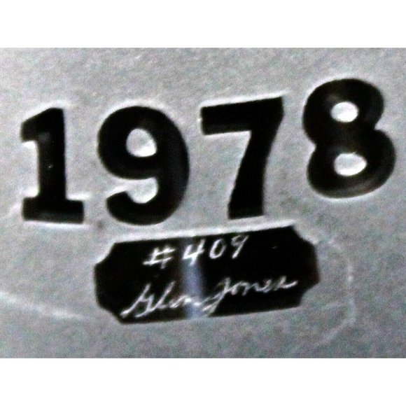 Vtg 1978 Glen Jones Glass Crystal Bell Engraved Clear Profile Lady Mother w/Pram - Picture 7 of 10